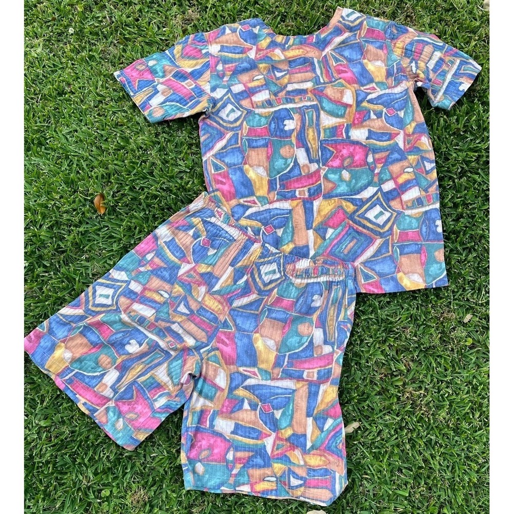 Vintage Geometric 90s Patterned Shirt and Shorts Set‎ Made in USA - Picture 4 of 10